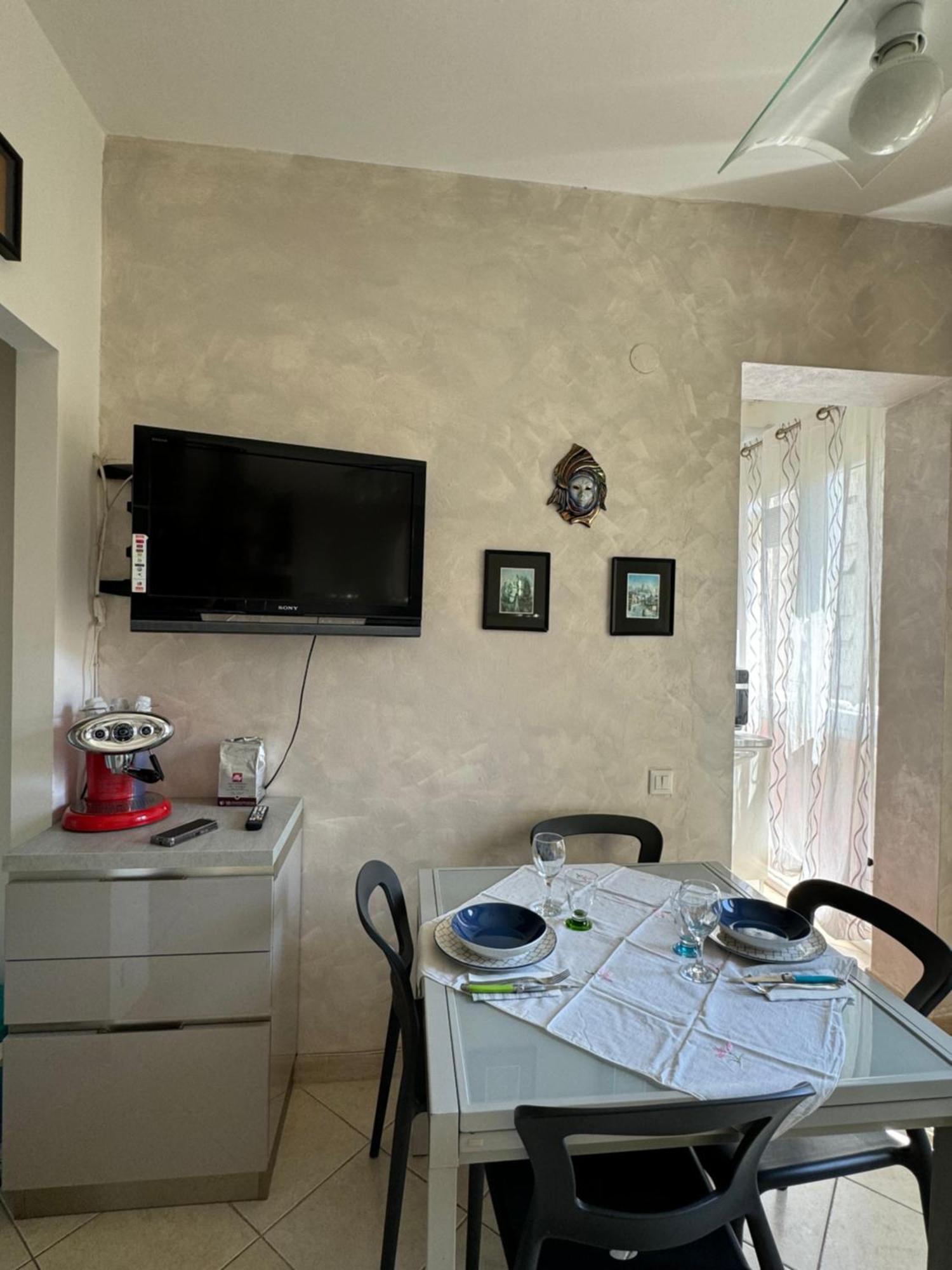 Romeo Apartment 2 Livorno Exterior foto
